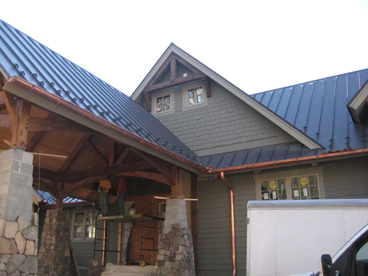 Craftsman Roofing team delivering quality roofing work in Decatur
